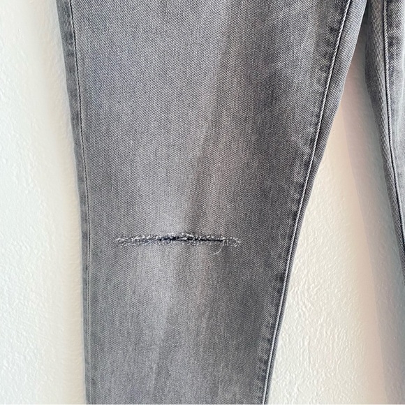 Madewell Gray Straight Leg Jeans‎ the perfect vintage jean - Picture 3 of 6